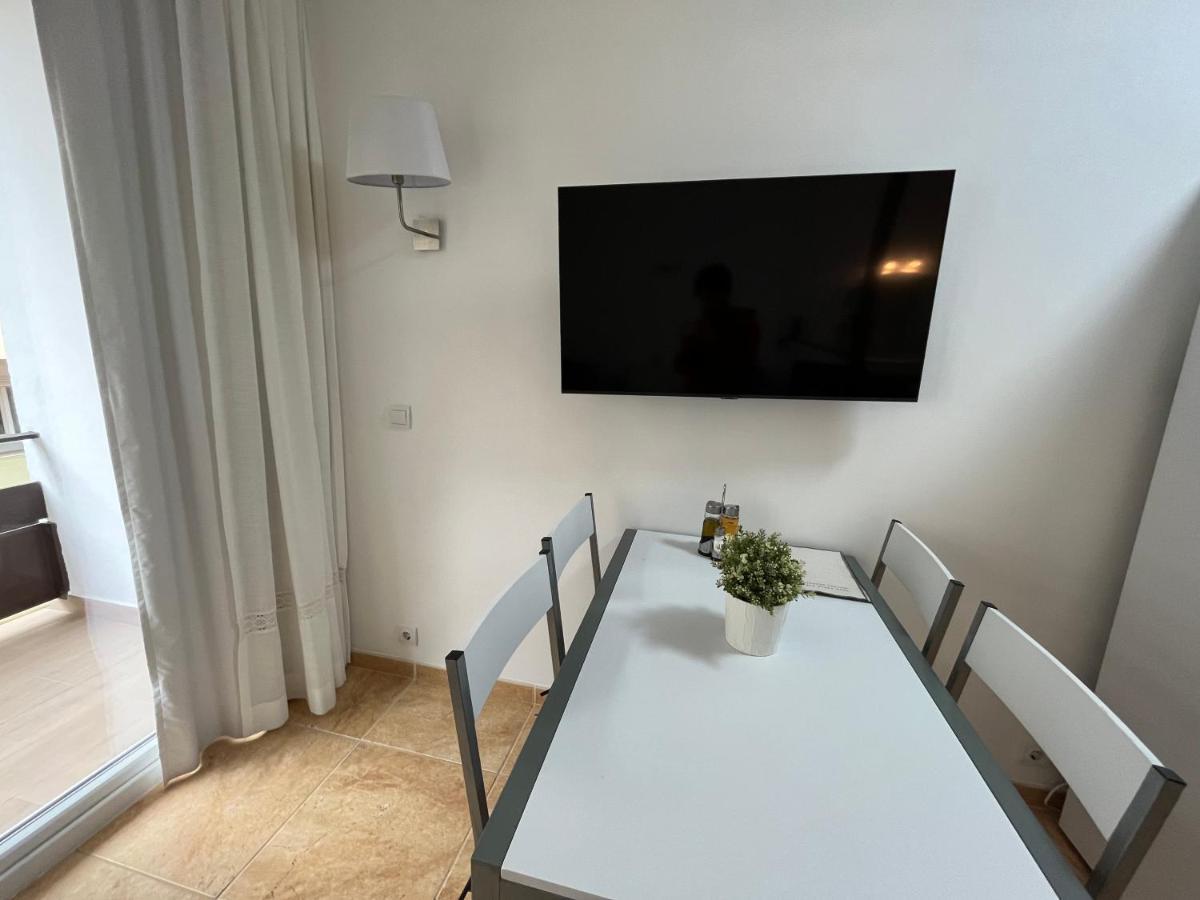 Ama611 - Terraza, Wifi, Playa La Carihuela A 100 Metros * Torremolinos