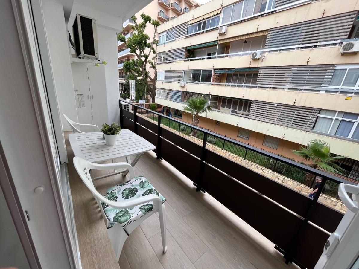 Ama611 - Terraza, Wifi, Playa La Carihuela A 100 Metros Apartment Torremolinos