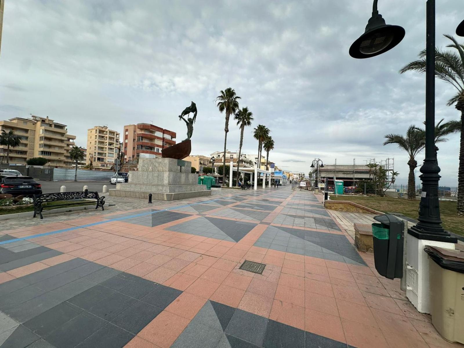 Ama611 - Terraza, Wifi, Playa La Carihuela A 100 Metros Apartment Torremolinos